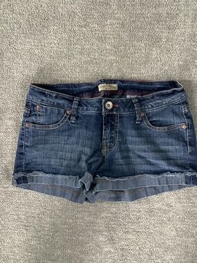 Paris Blues Y2K Distressed Cuffed Micro Shorts Sz. 5 Jr.